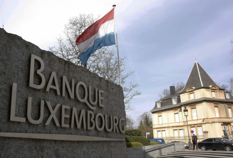Открыть банковский счет в Люксембурге